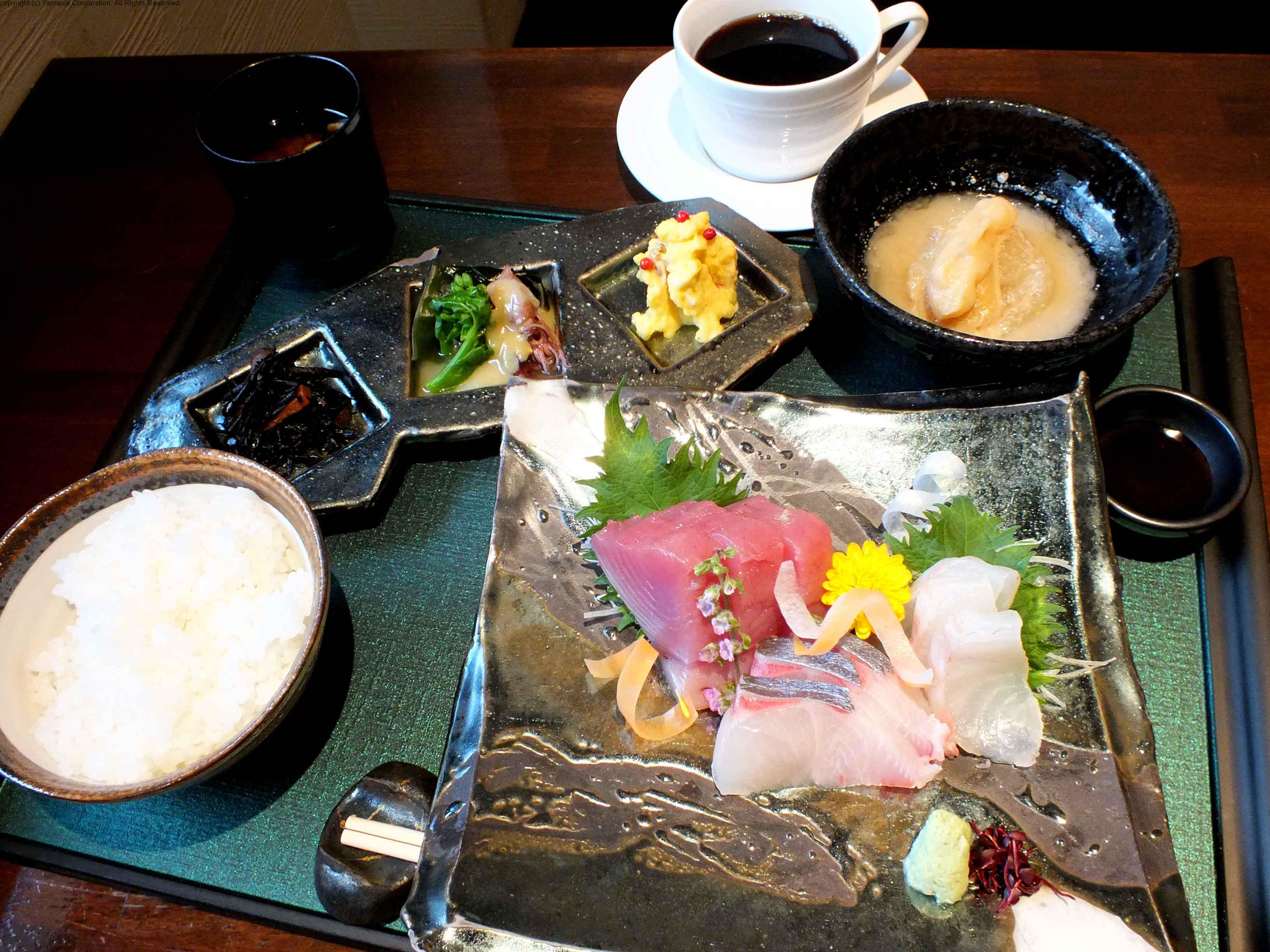 信楽焼の器で贅沢和食ランチ 滋賀ガイド