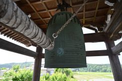 應瑞寺の穴あき梵鐘