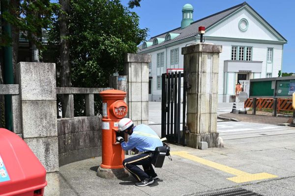 滋賀大学正門前　彦根市馬場