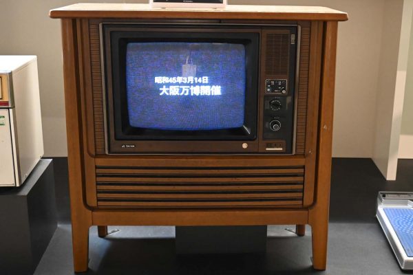 1970年代ブームとなった「家具調テレビ」