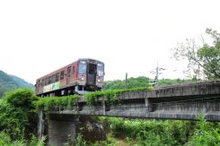 橋長31メートル、支間30メートル