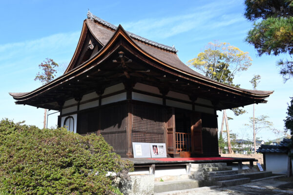 阿弥陀堂：京都普勧寺から移築したと伝わる室町時代の建物 （重要文化財）