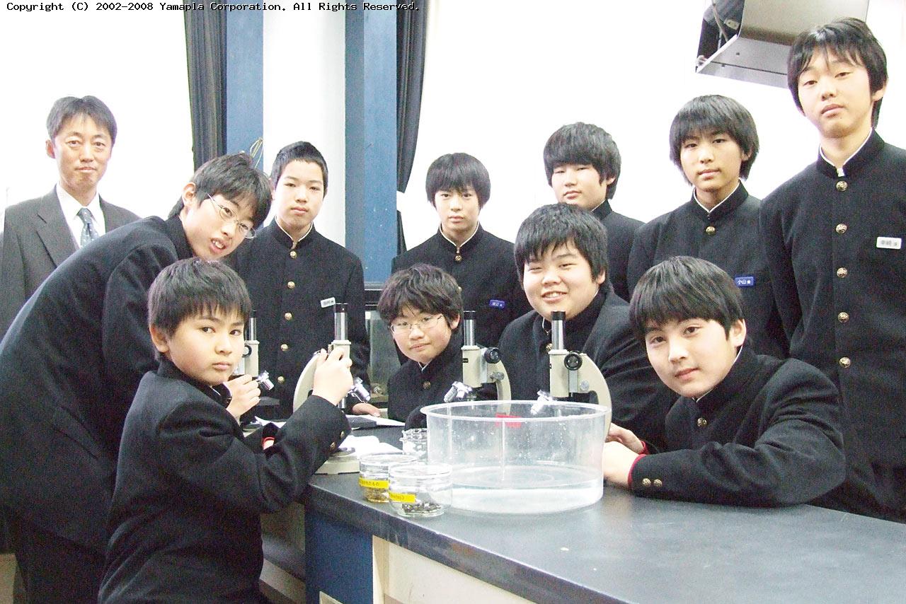 甲南中学校科学部の皆さん 甲賀市 滋賀ガイド 甲南中学校科学部の皆さん 甲賀市 滋賀ガイド