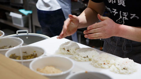 野洲のおっさんおにぎり食堂