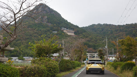 太郎坊・阿賀神社（太郎坊宮）