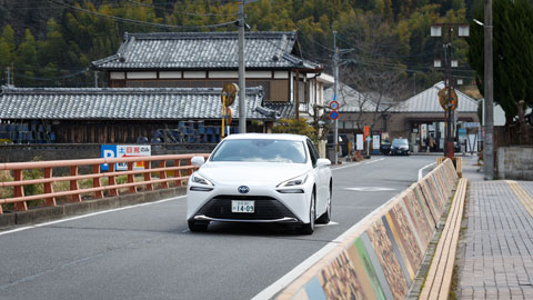 甲賀市信楽伝統産業会館